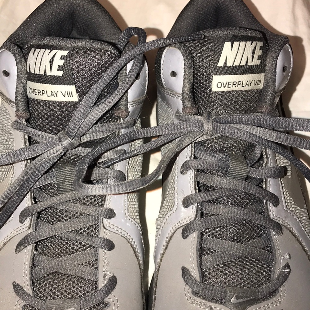 Nike basketball sneakers - Picture 3 of 5